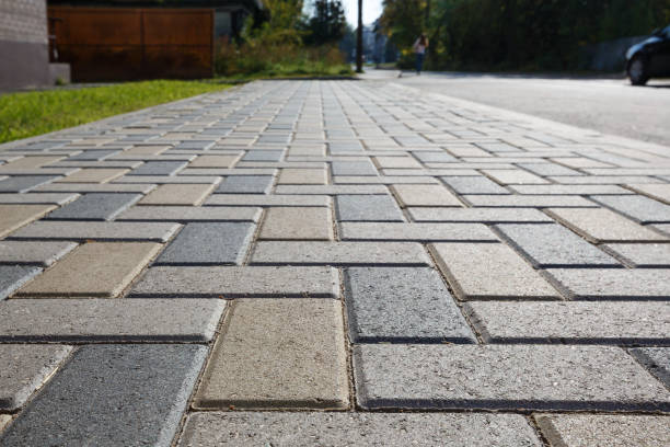 Best Professional Driveway Pavers  in Hoisington, KS